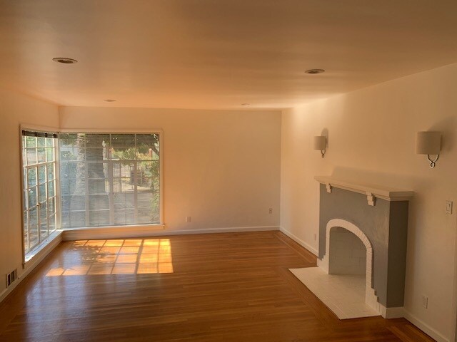 Foto del edificio - 2904 Riverside Blvd