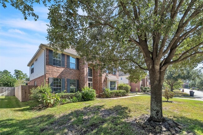Building Photo - 17426 Memorial Blossom Dr