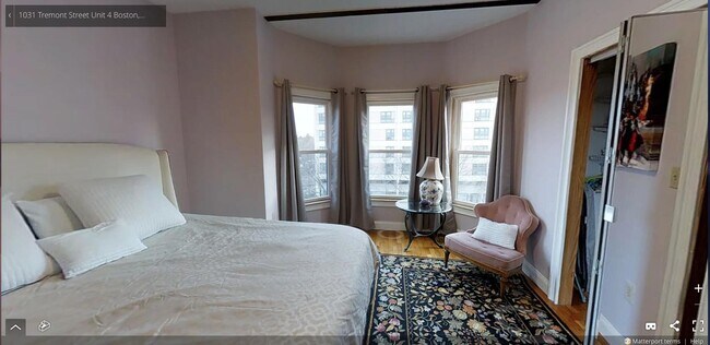 Foto del edificio - 1031 Tremont St