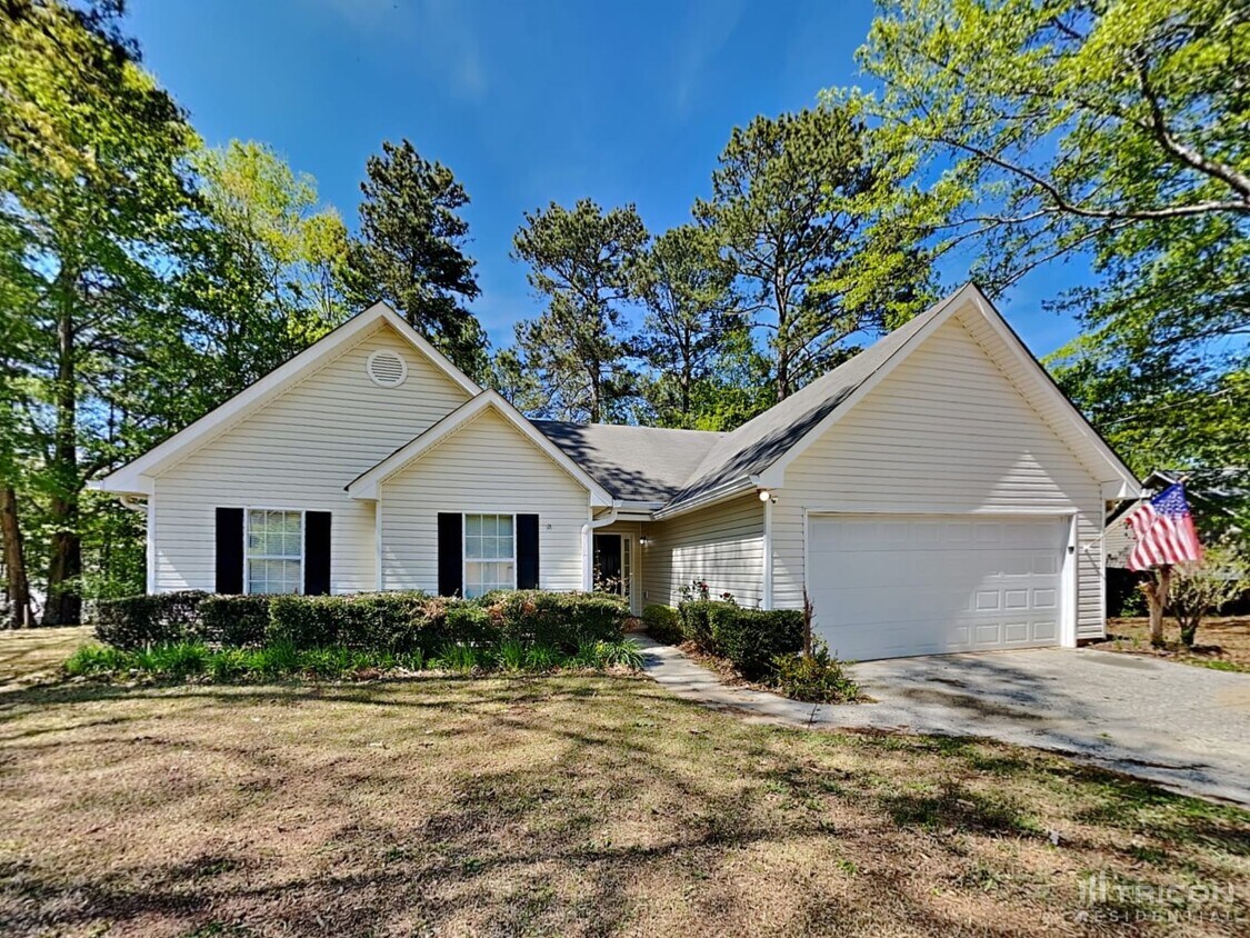 Primary Photo - 142 Williamsburg Way Winder GA