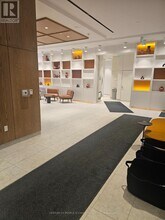 Building Photo - 15 Richardson St