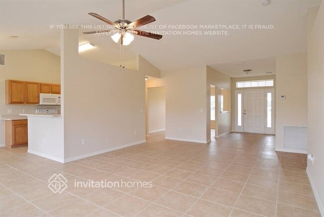 Foto del edificio - 1613 SW California Blvd