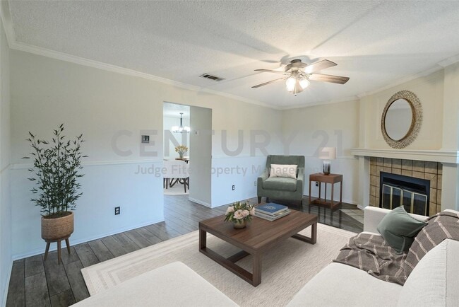 Photo - Beautifully Updated House