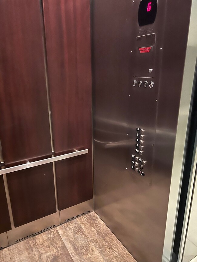 Building Photo - 9 N Euclid Ave