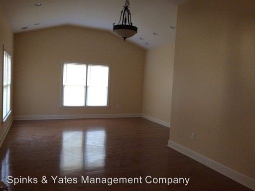 Building Photo - 505 Dale Dr