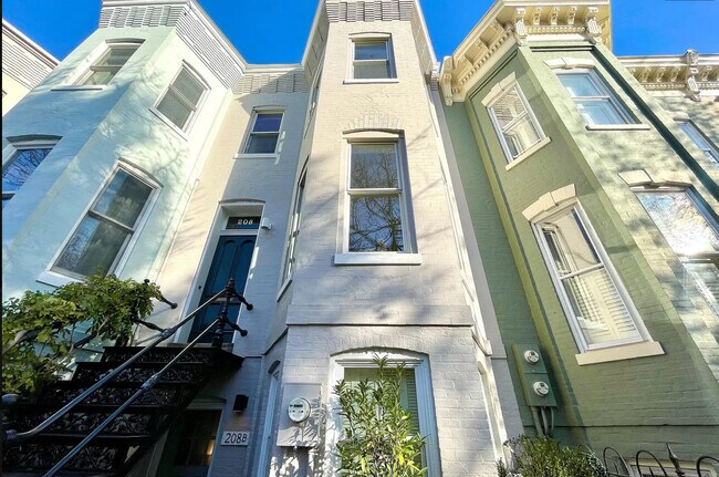Foto del edificio - 208 6th St SE