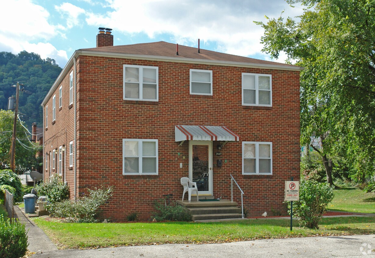 3507 Staunton Ave SE, Charleston, WV 25304 Apartments in Charleston