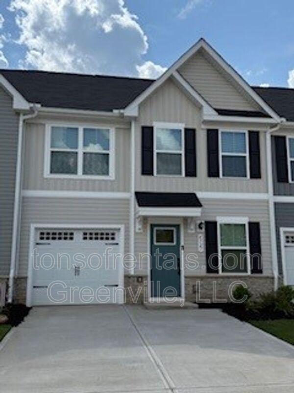 Foto principal - 4527 Duparc Way