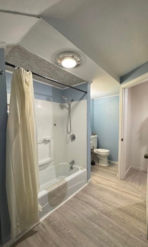 Foto del edificio - 100 Columbia St