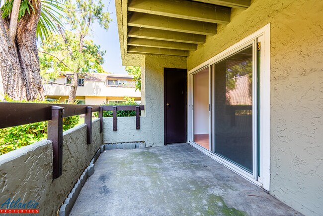 Building Photo - 291 Tradewinds Dr