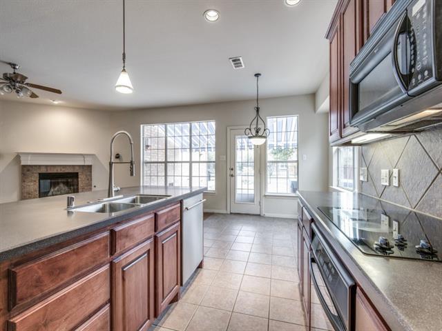Building Photo - 11699 Kingsville Dr