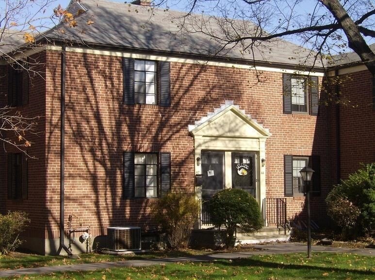Foto principal - 42 Pierce Rd