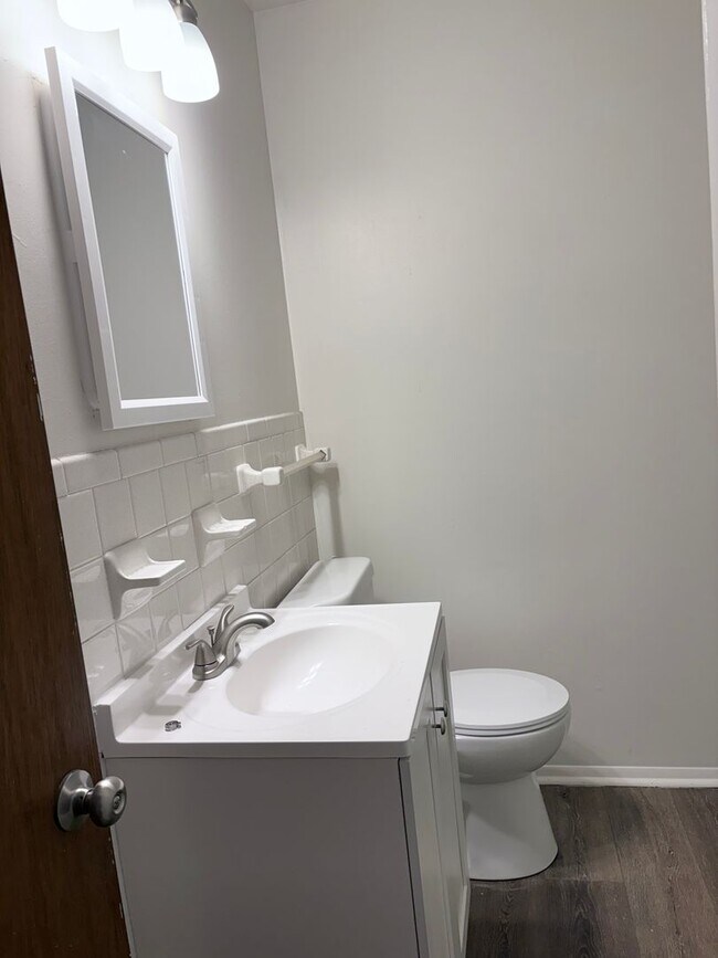 Foto del edificio - 1 Bedroom Ranch Style Apartment