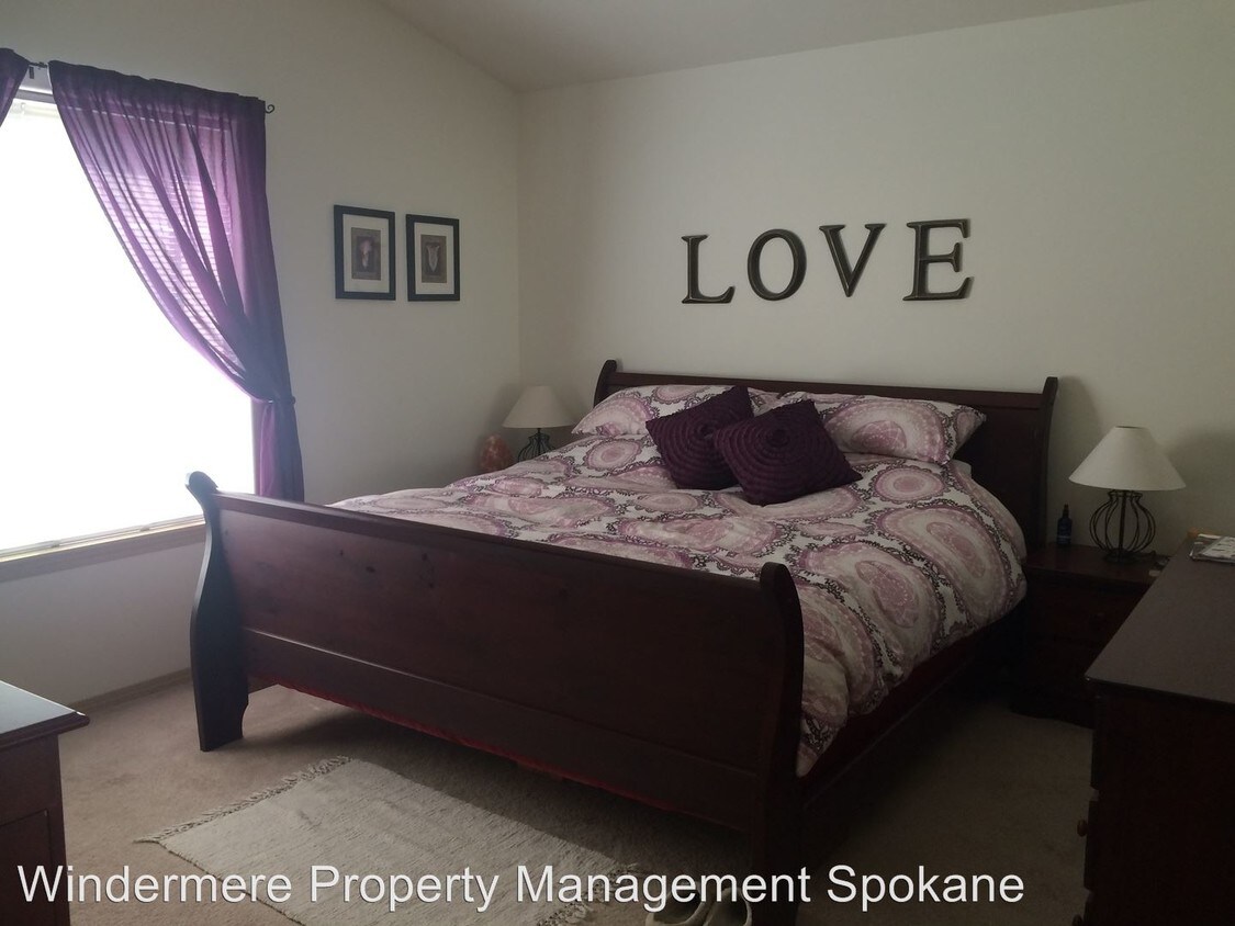 Foto principal - 3820 E 58th Ln