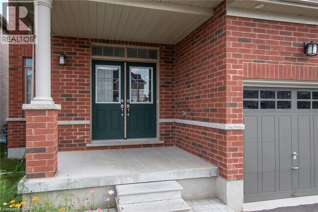 Building Photo - 953 Edinburgh Dr