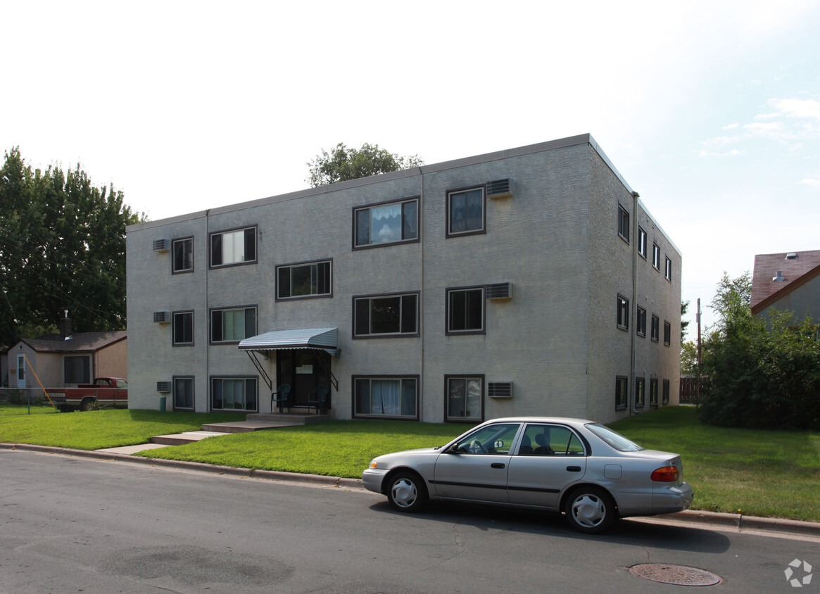 Building Photo - Apartments on 4th Ave