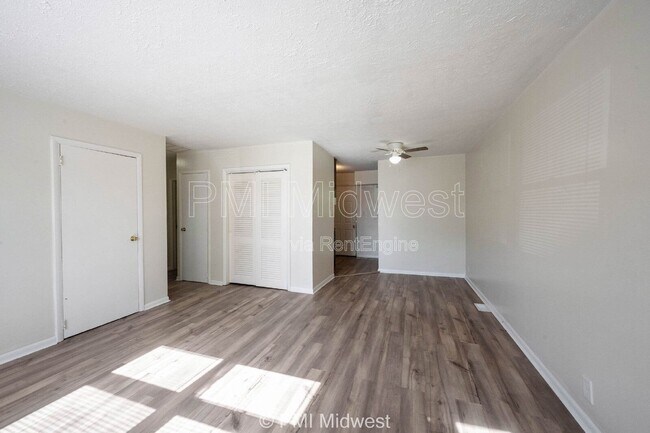Building Photo - 3146 Asbury St