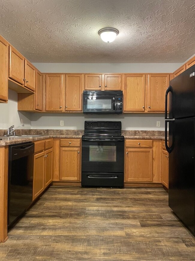 Building Photo - Upper Stone Apartments