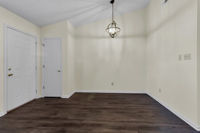 Foto del edificio - 118 Witten Cir