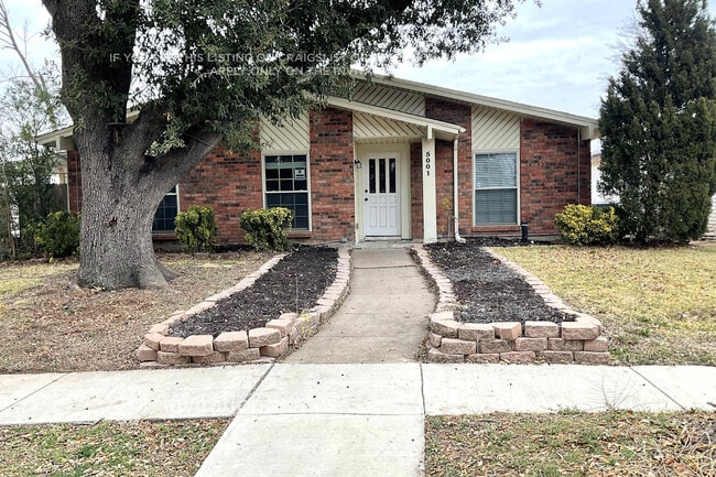 Building Photo - 5001 Thompson Dr