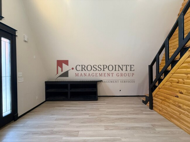 Building Photo - 1809 County Rd 27