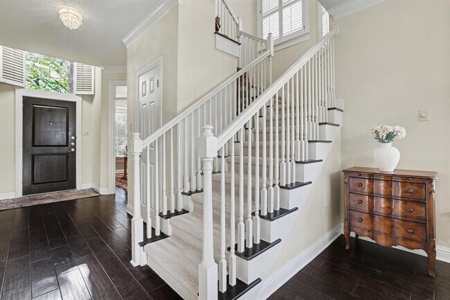 Building Photo - 3800 Bailey Lane