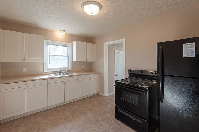 Foto del edificio - 2301 S Milton Dr