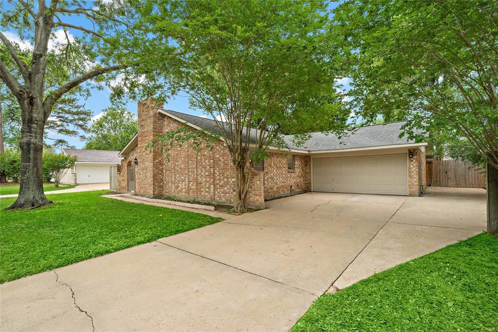 Foto principal - 22722 Provincial Blvd