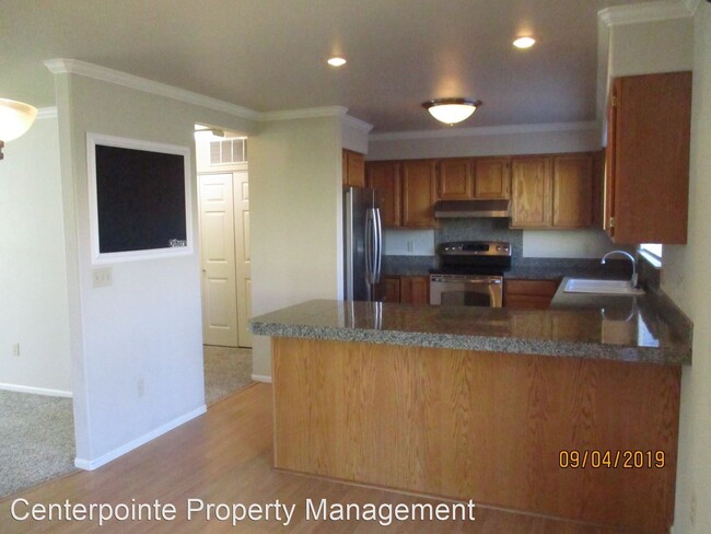 Foto del edificio - 3 br, 2.5 bath House - 202 NE Rifle Range #1