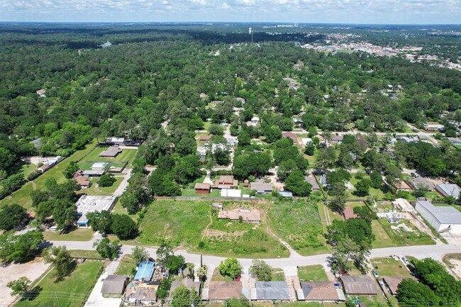 Foto del edificio - 11314 Tower Oaks Blvd