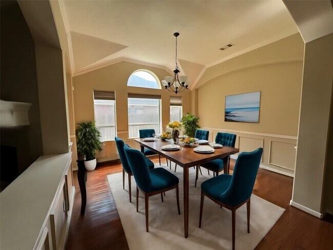Foto del edificio - 14502 Wildwood Springs Ln
