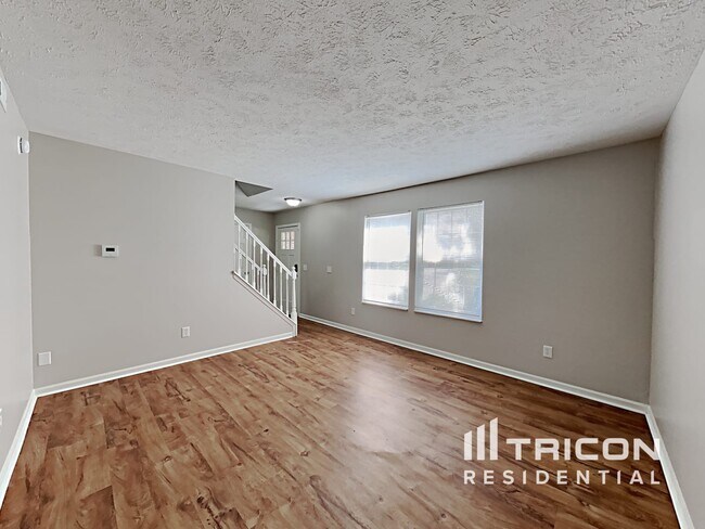 Foto del edificio - 1212 Green River Ct