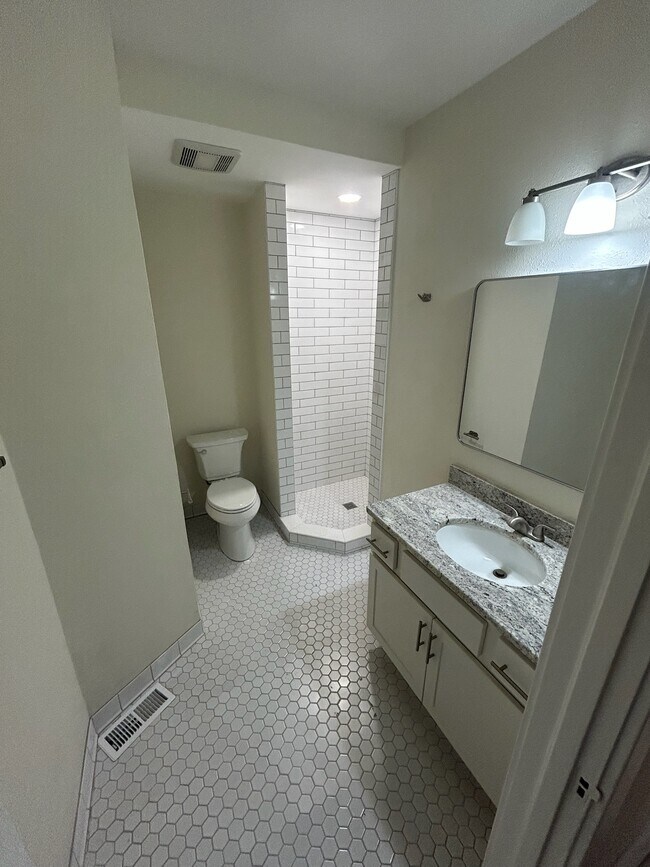 Foto del edificio - 3204 N Humboldt Blvd