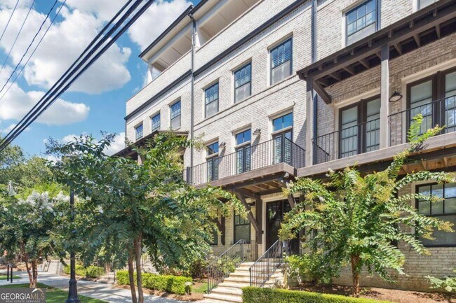 Foto del edificio - 18 Peachtree Ave NE