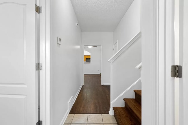 Building Photo - 10174 Sorrento Pl