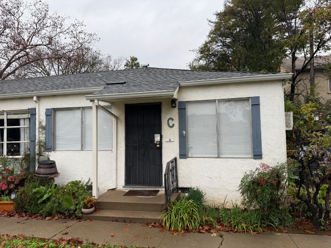 Building Photo - 2629 U St