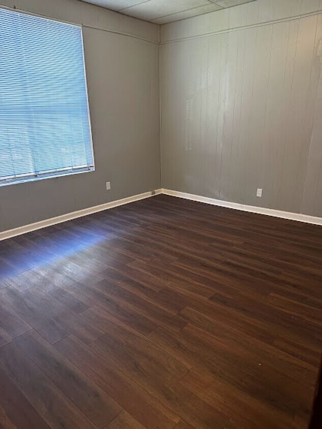 Primary Photo - Dartmouth Duplex