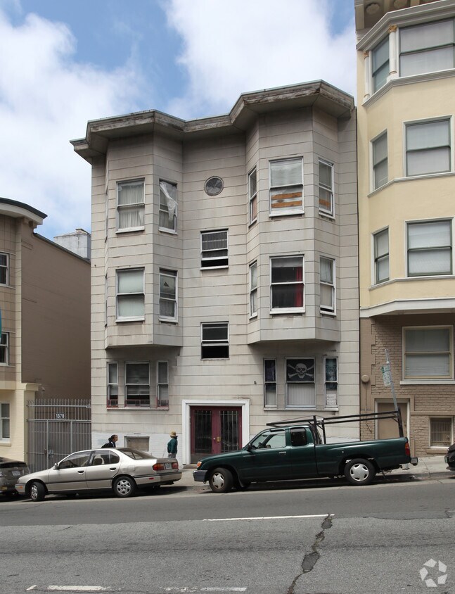 Building Photo - 1370 Pine St