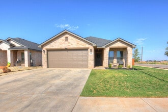 Building Photo - 2901 Corpus Ave