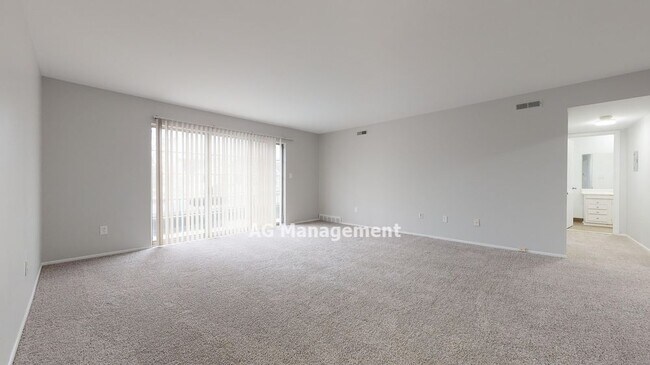 Foto del edificio - 1824 N Washington Ave