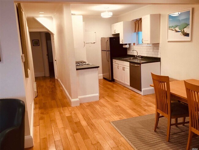 Foto del edificio - 43 Georgia Ave