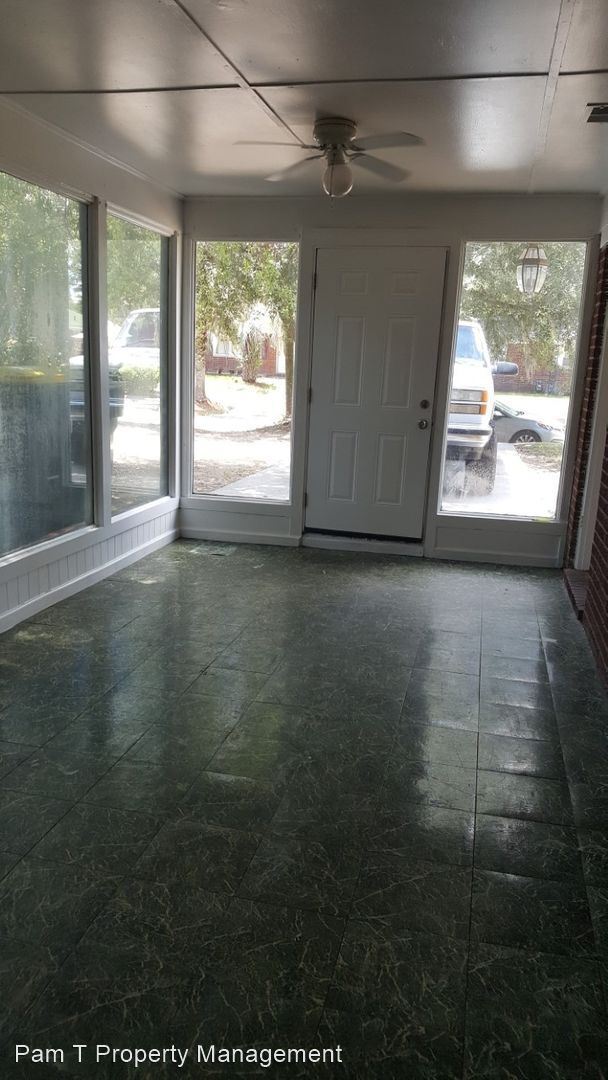 Foto del edificio - 3 br, 1 bath House - 3614 Eastgate Drive