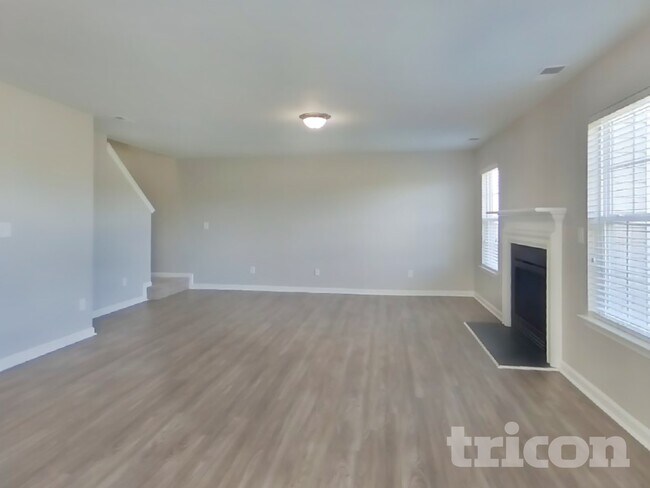 Building Photo - 11311 Breezehill Ln