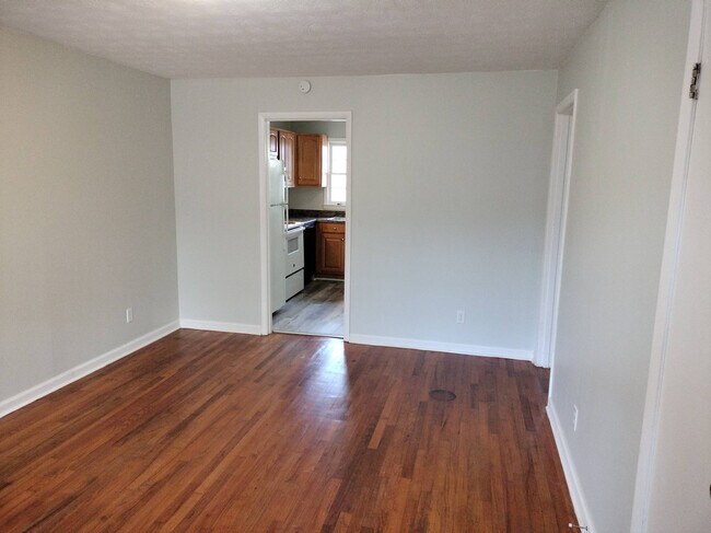 Foto del edificio - 4420 Lincoln Jones Rd