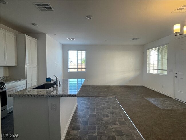 Building Photo - 20 Barbara Ln