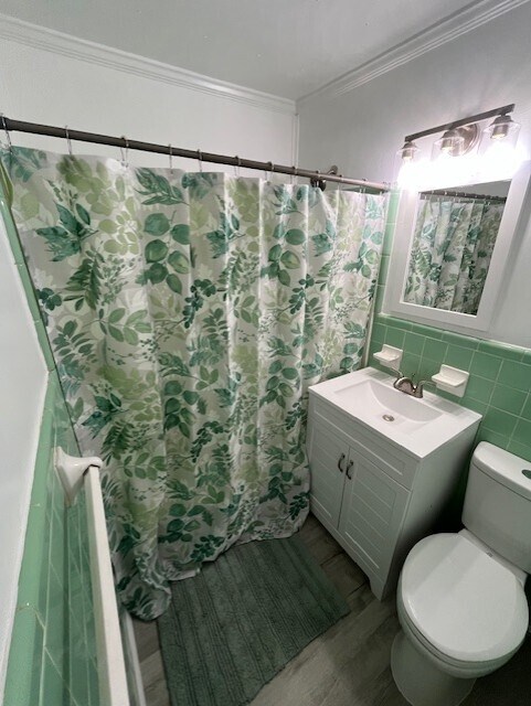 Bathroom - 330 Clover St