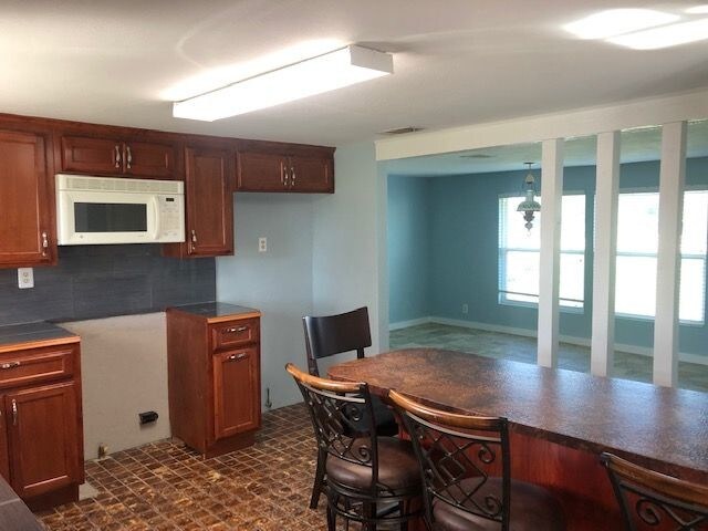 Foto del edificio - 503 Oak Knoll