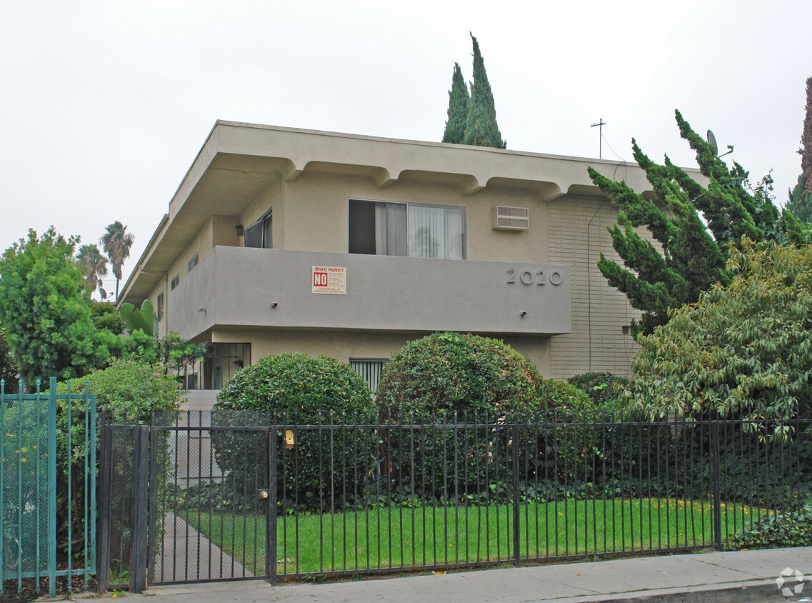 2020 S Corning St, Los Angeles, CA 90034 Apartments in Los Angeles