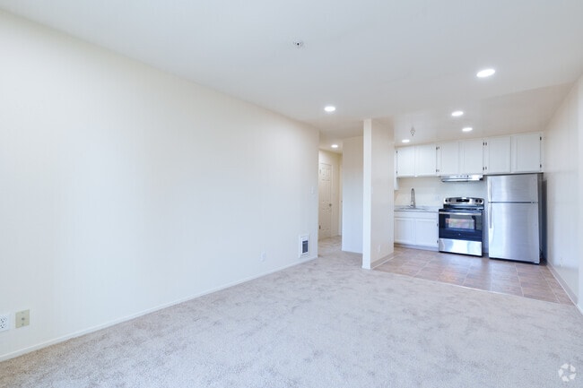 1BR, 1BA - 500SF - New Unit - Living Room - Fletcher Towers