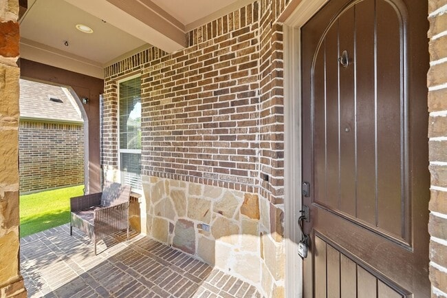 Foto del edificio - 7944 Cherry Springs Ct